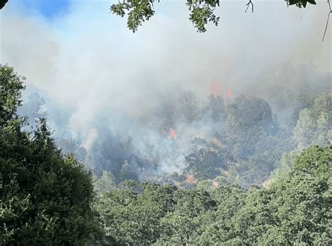 Over 60 firefighters battle 25-acre brush fire in Clearlake Oaks